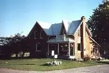Photograph of Lamplight Inn Bed & Breakfast, Waubaushene