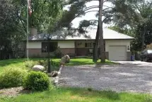 Photograph of Twin Pines Bed and Breakfast, Peterborough
