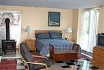 Photograph of MaiTribe Gallery and B&B, Big Bay