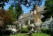 Photograph of Simcoe Manor, Niagara-on-the-Lake