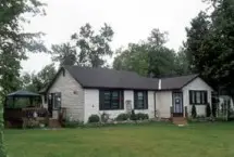 Photograph of Mary's Country Cottage Bed and Breakfast, Lakefield