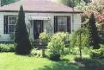 Photograph of Niagara-on-the-Lake Historical Cottage, Niagara-on-the-Lake