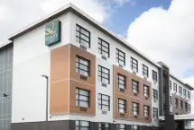 Photograph of Quality Inn, Sept-Iles
