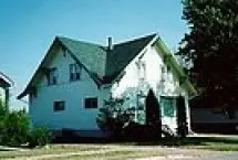 Photograph of Grandma Shirley's Bed & Breakfast, Leader