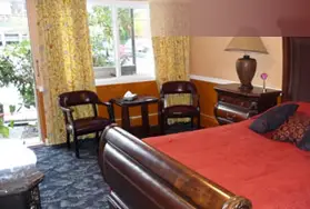 Photograph of Horseshoe Bay Motel, West Vancouver