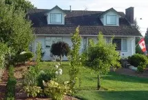 Photograph of Holly Arch Bed and Breakfast, Abbotsford