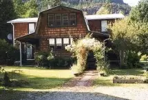 Photograph of Sinclair House B&B, Hagensborg