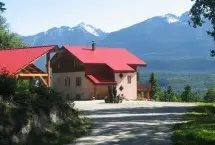 Photograph of Tschurtschenthaler Lodge, Golden