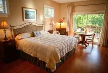 Photograph of Ocean Mist Guesthouse, Ucluelet