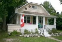 Photograph of Bumble Bee Cottage, Tobermory