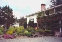 Photograph of Alberni Dew Drop Inn Bed & Breakfast, Port Alberni