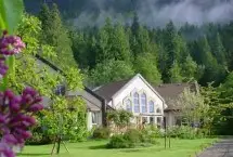 Photograph of Emerald Lakes Bed & Breakfast Inn, Nelson