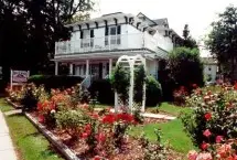 Photograph of A Bed of Roses Bed & Breakfast, Niagara Falls