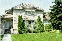 Photograph of Aunt Aggie's Visitors Lodge, Saskatoon