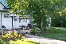 Photograph of Mom's Country Bed and Breakfast, Killarney