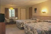 Photograph of Western 66 Motel, Central Saanich