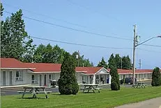 Photograph of Motel l'Acadien Sur Mer, Petit-Rocher