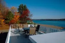 Photograph of Lakeway Houseboat Vacations, Mactaquac