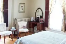 Photograph of Bluenose Lodge Casual Dining, Lunenburg