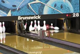 Photograph of Newtonbrook Bowlerama, North York