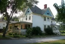 Photograph of Green Oaks Inn, Niagara-on-the-Lake