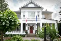 Photograph of Stonehurst B&B, Fergus