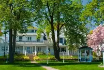 Photograph of Chestnut Inn, Niagara Falls