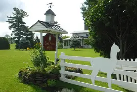 Photograph of Split Rock Farms Bed & Breakfast, Ridgeway