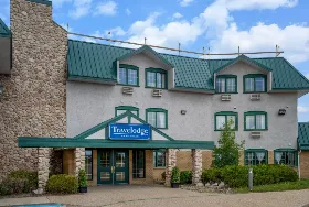 Photograph of Travelodge, Lacombe
