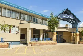 Photograph of Travelodge, Edmonton