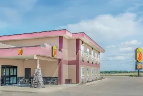 Photograph of Super 8, Innisfail