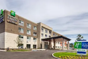 Photograph of Holiday Inn Express, Terrace