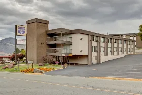 Photograph of Knights Inn Kamloops, Kamloops