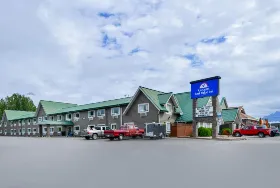 Photograph of Canadas Best Value Inn Valemount, Valemount