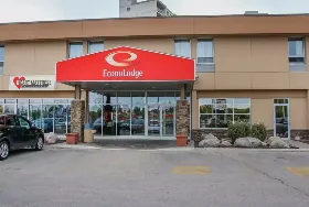 Photograph of Econo Lodge, Winnipeg