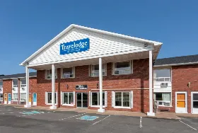 Photograph of Travelodge, Amherst