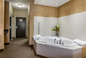 Photograph of Comfort Inn, Sturgeon Falls