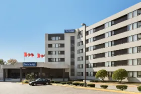 Photograph of Travelodge, Scarborough