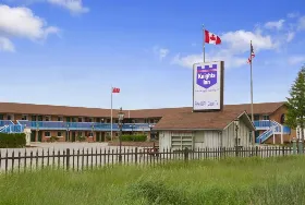 Photograph of Knights Inn, Lindsay