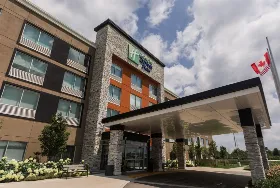 Photograph of Holiday Inn Express & Suites, Welland
