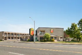 Photograph of Super 8, Windsor