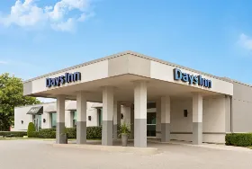 Photograph of Days Inn, London