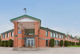 Photograph of Travelodge, Rigaud