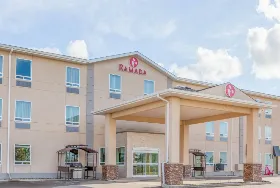 Photograph of Ramada by Wyndham, Carlyle