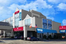 Photograph of Ramada by Wyndham, Niagara Falls