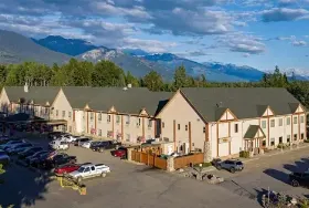 Photograph of Best Western Plus, Valemount