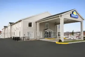 Photograph of Days Inn, Woodstock