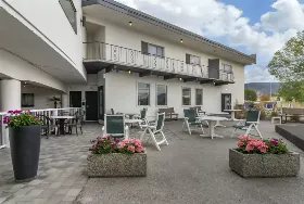 Photograph of Hotel Penticton, Penticton
