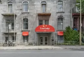 Photograph of Econo Lodge, Montreal