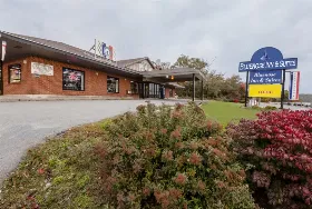 Photograph of Bluenose Inn & Suites, Bedford